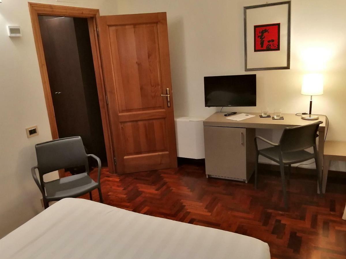Locanda Giustini アッシジ エクステリア 写真